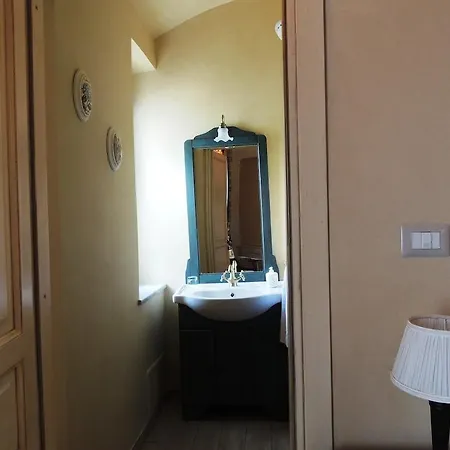 Alojamento de Acomodação e Pequeno-almoço Il Cenerino *