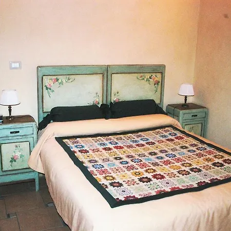 Alojamento de Acomodação e Pequeno-almoço Il Cenerino *