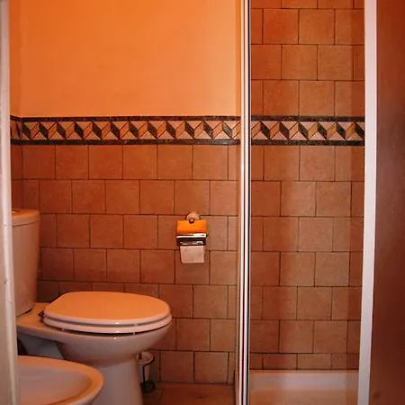 לינה וארוחת בוקר Il Cenerino *